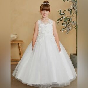 ✨ Girls White Communion Dress/ Flower Girl ✨ New w/ Tags